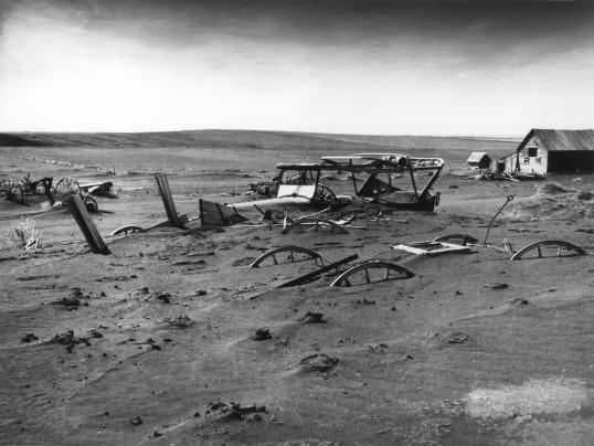Farm destroyed by a dust storm. Image courtesy of USDA. 